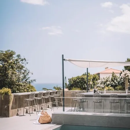 Quinta Torrinha Garden Bed and Breakfast 4*