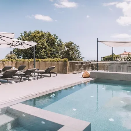 Quinta Torrinha Garden Bed and Breakfast 4*