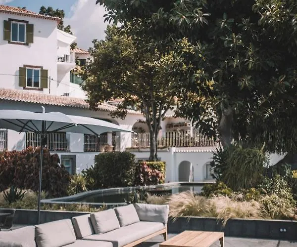 Quinta Torrinha Garden Bed & Breakfast