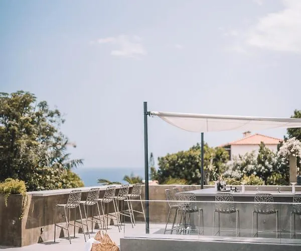 Quinta Torrinha Garden Bed & Breakfast 4*